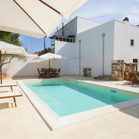 Appartamento Luxury Courtyard Bilo *