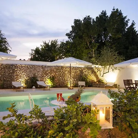 아파트 Luxury Courtyard Bilo